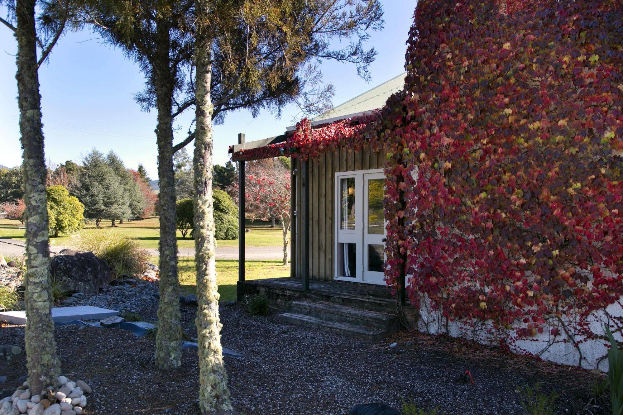 Turangi Bridge Motel Luaran gambar